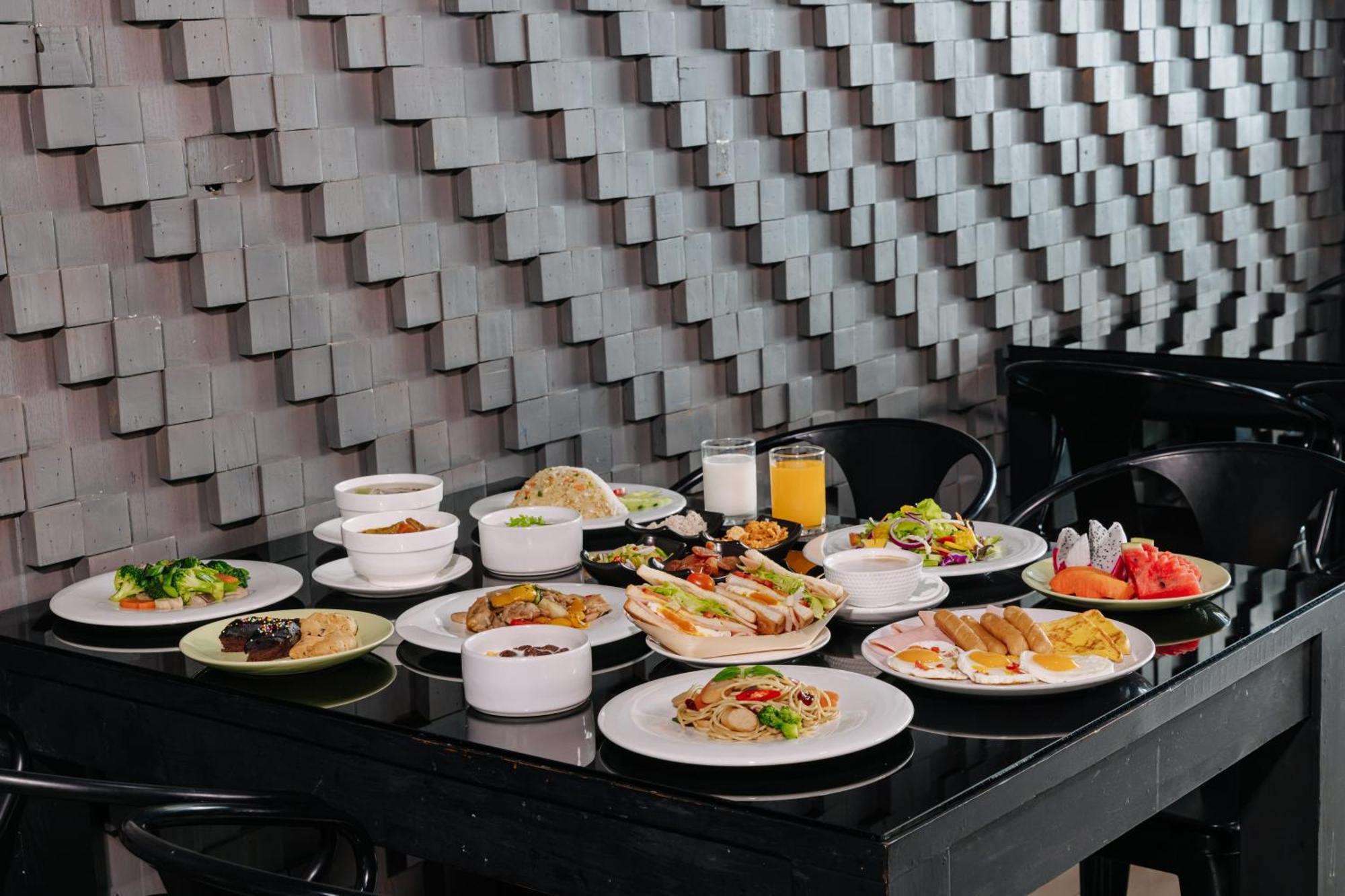 The Core Gallery Hotel Chiang Mai Exterior foto